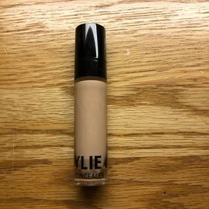 Kylie Cosmetics Concealer